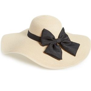 Oversize Floppy Straw Hat